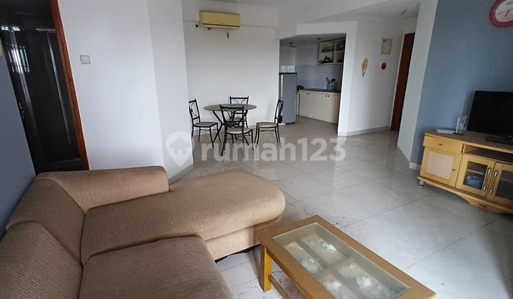 Apartemen,3 Kamar Tidur. di Lippo Karawaci, SHM