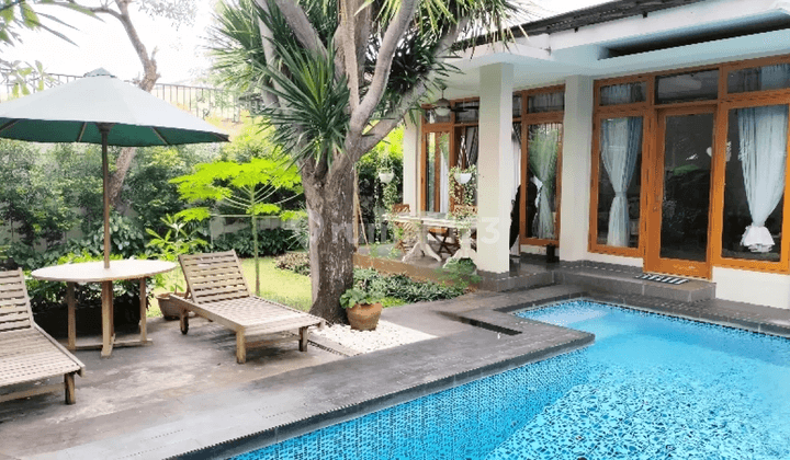 Rumah Modern di Area Kemang Dekat Hero Bisa Buat Kantor 1