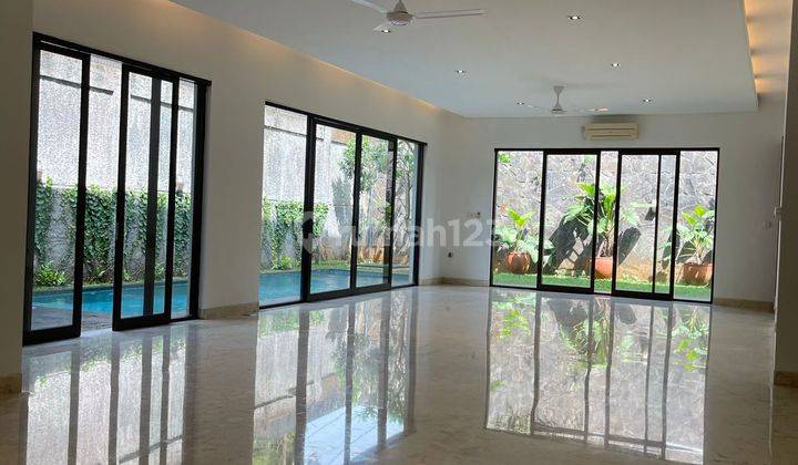 Modern And Comfy House In Kemang Close To School 1