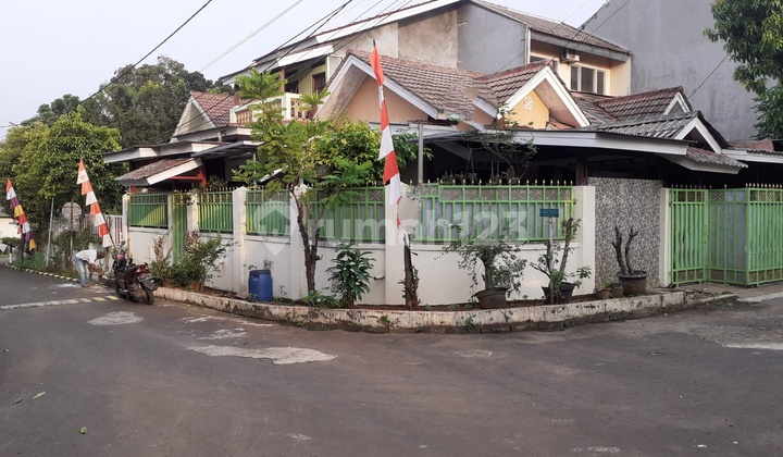 Corner House Taman Melati Pengasinan Near Herbal Insani Park