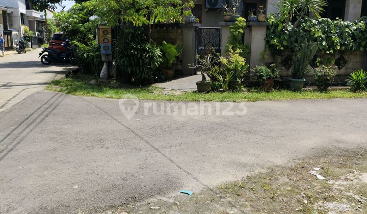 Rumah Hook Dekat Shila Sawangan di Gading Depok Residence