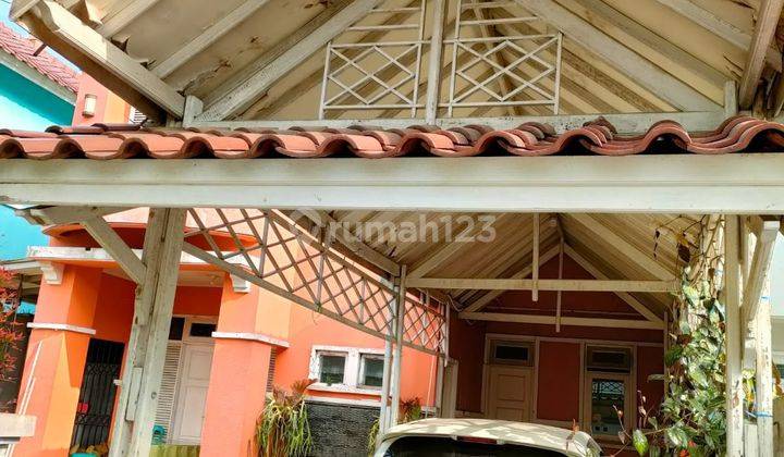 Rumah Seken 2 Lantai Di Telaga Kahuripan Kemang Bogor  2