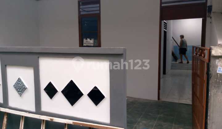 Rumah Minimalis 2 Lantai di Tegal Alur Kalideres Akses 2 Motor