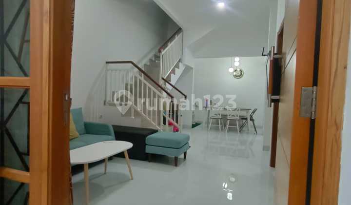 Rumah Cantik Di Practical House Dekat Modern Hill Pondok Cabe Rumah Cantik Di Practical House Dekat Modern Hill Pondok Cabe