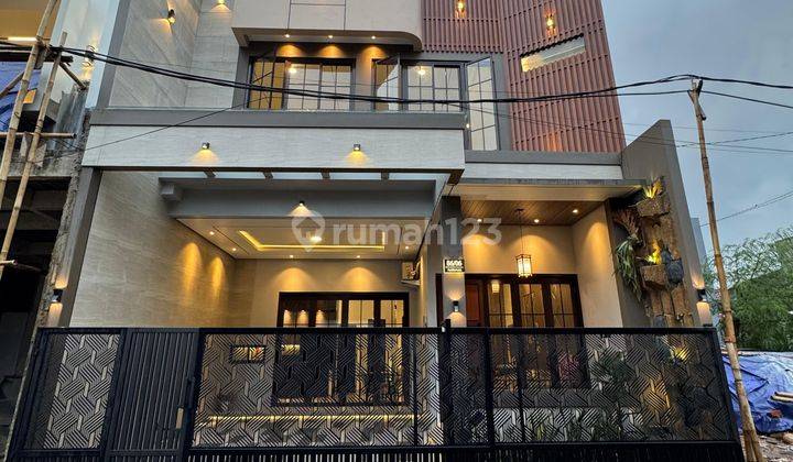 Rumah Mewah Modern Dekat South City Pondok Cabe Tangerang Selatan 1