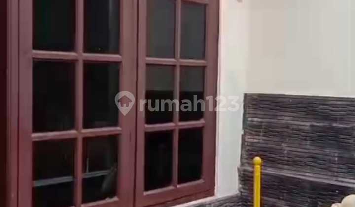 Affordable 2-Story House in Legoso - Near UIN and Ciputat Market