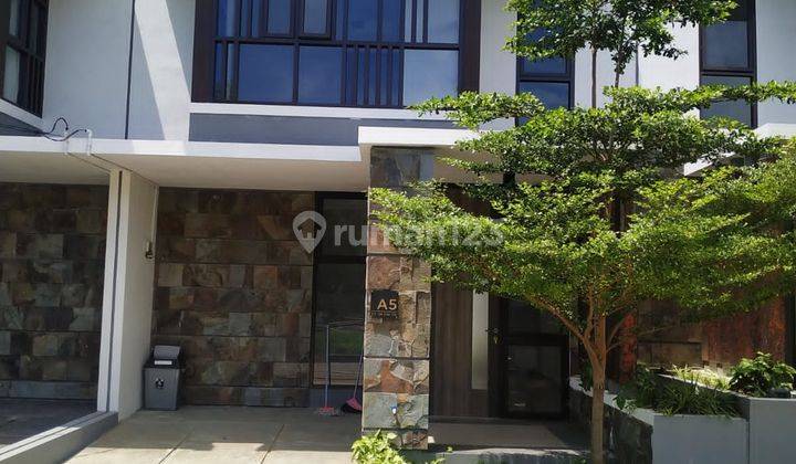 Dijual rumah sangat cantik baru bangunannya tidak pernah ditempati rumah konsep modern minimalist muraaah di bekasi pekayon 1