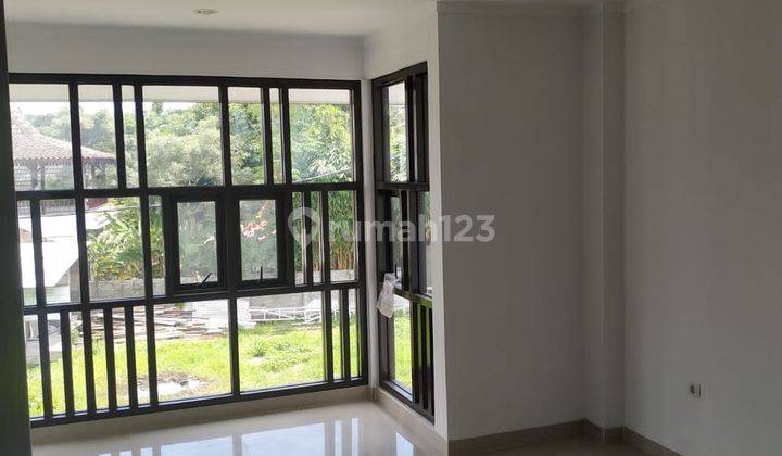 Dijual rumah sangat cantik baru bangunannya tidak pernah ditempati rumah konsep modern minimalist muraaah di bekasi pekayon 2