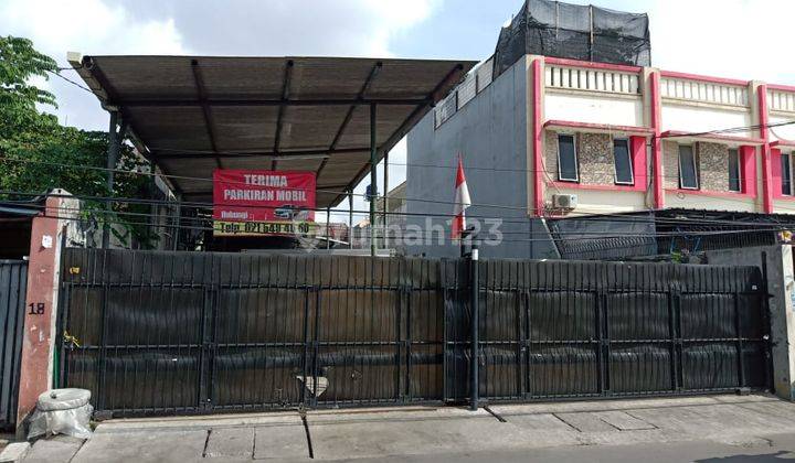 Dijual tanah bisa bangun ruko atu kantor notaris atau klinik atau usaha lainya indomaret bisa juga murah hanya 17 juta per meter posisi pinggir jalan raya kebayoran lama 1