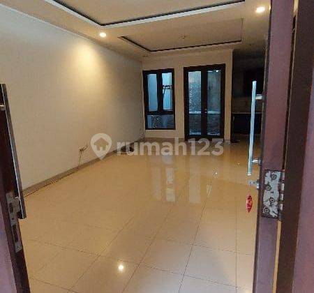 Dijual murah dalam town house di pejaten barat pasar minggu bagus dan mewah nego 2