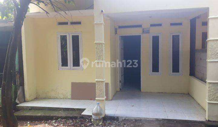 rumah akses motor luas tanah besar enak suasana adem dan nyaman harga bisa nego diutamakan cash ya rumah sudah renov di pasir putih sawangan murah 2