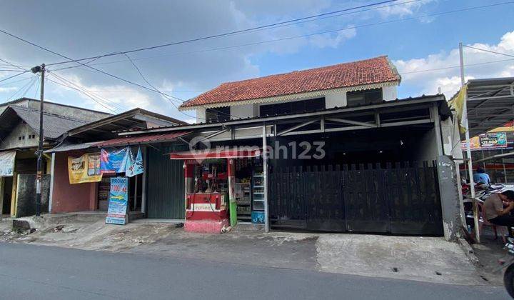 Dijual rumah pinggir jalan raya batu ampar condet batu ampar cocok buat usaha kiri kanan luas ada alfa mart sebelah nya jalan mobil 2 arah lebar ya nego jual cepat 1