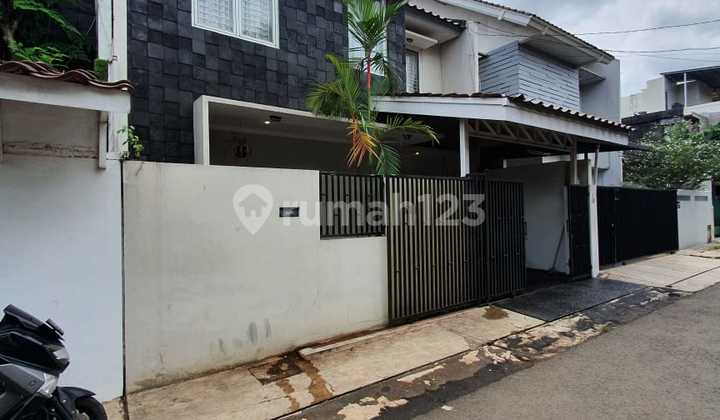 For Rent: House Suitable for Office Use in Cilandak, Intan Street, Affordable.