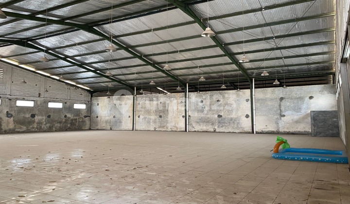 Gudang Siap Huni, Ex Outlet, Di Jl. Raya Bandung, Cicalengka Gudang Siap Huni, Ex Outlet, Di Jl. Raya Bandung, Cicalengka