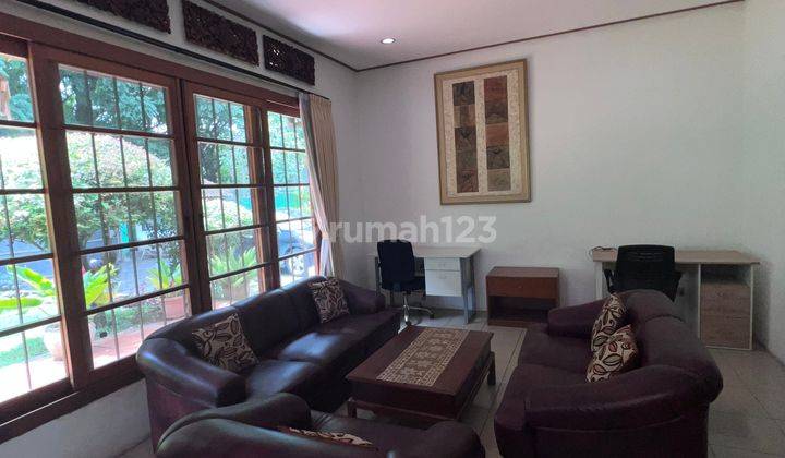 Rumah Tropis Siap Huni Di Sayap Ciumbuleuit Bandung