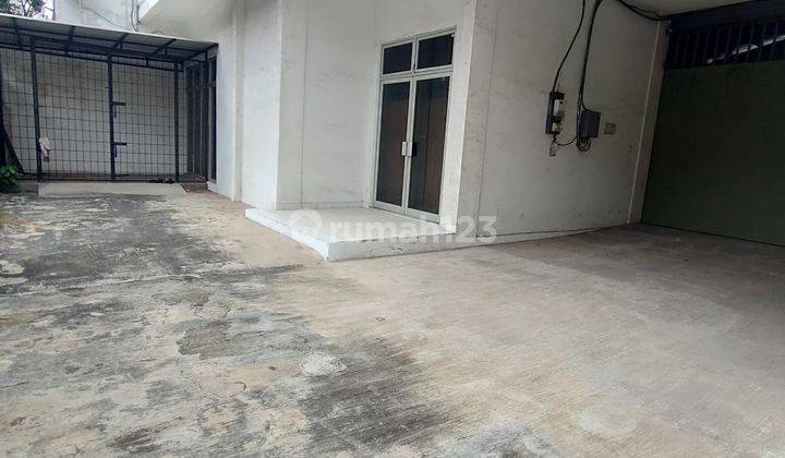 Komplek pergudangan di Serpong Raya 4
