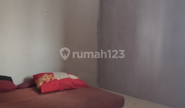di sewakan ruko Gandeng di hoek di kota tangerang 2
