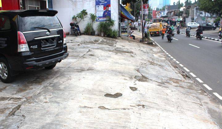 Ruang Usaha Sangat Terawat Ruko 3,5 Lantai Kemanggisan Raya Jakarta Barat 1