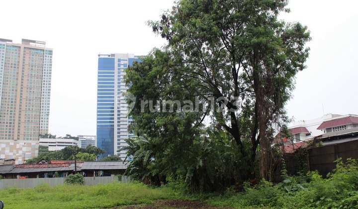 Land Area 5,193 sqm - Kyai Maja - Kebayoran - 3 Corridor Flyover, 2 Busway, 1 Train Station _ Direct access from the 2nd floor with Elevator (2-way Elevator) Land Area 5,193 sqm - Kyai Maja - Kebayoran - 3 Corridor Flyover, 2 Busway, 1 Train Station _ Direct access from the 2nd floor with Elevator (2-way Elevator)