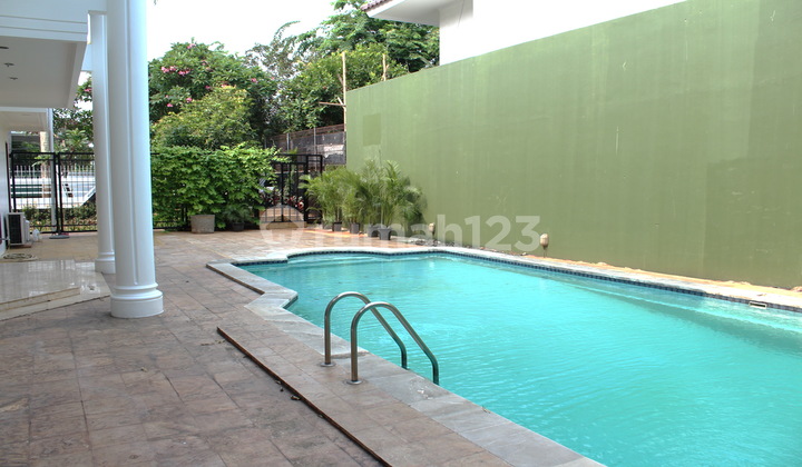 Permata Hijau - Signature Property untuk Pengusaha & Professional yang mapan - Kawasan Elite & Nyaman - Rumah sangat terawat & free fload & Siap huni. 2