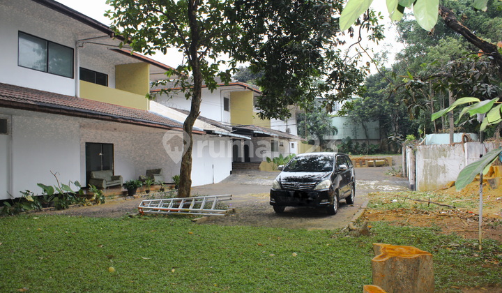 Investasi dengan Yield yang Tinggi - Ekonomis -Dengan Memiliki Ruang Usaha Sendiri - Kemang Timur - Jakarta Selatan - Pilihan yang Tepat - Bebas Banjir - Siap Pakai.