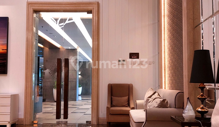 Ruang Kantor - Langsung Operasional - Soho - (Small Office Home Office ) Suites Roseville - BSD - Kantor Utk Mid Size Companies - Fully Furnished - Loaft System 1,5 Lantai - bisa Buka 24 Jam .