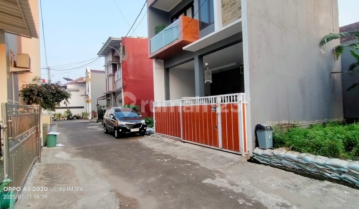 Siap Bangun Kavling luas 62 m2 - Dua Kavling @62 m2 - Sangat Cocok Untuk Orang Tua & Anak - Perumahan Bebas Banjir  - Jakarta Timur.