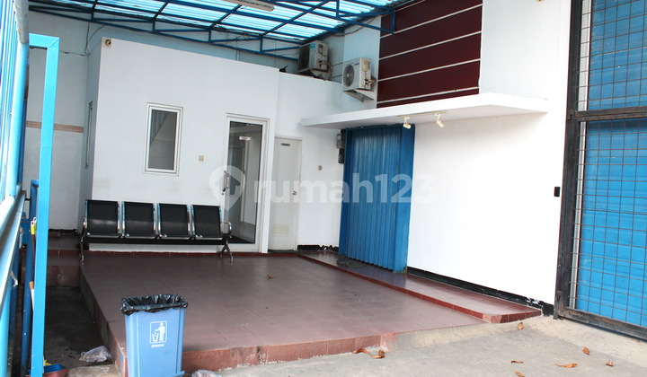 Business Space & Warehouse & Office - Efficient & Effective - 2 Floors - BSD Taman Tekno - Ready to Use - Flood-Free - Glasswool Roofing (Heat Resistant) Business Space & Warehouse & Office - Efficient & Effective - 2 Floors - BSD Taman Tekno - Ready to Use - Flood-Free - Glasswool Roofing (Heat Resistant)