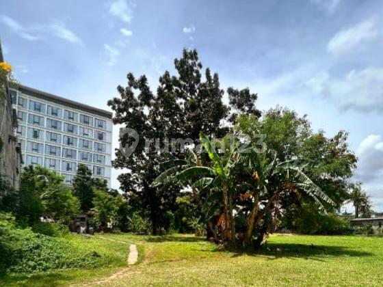 Land Area 5,193 sqm - Kyai Maja - Kebayoran - 3 Corridor Flyover, 2 Busway, 1 Train Station _ Direct access from the 2nd floor with Elevator (2-way Elevator)