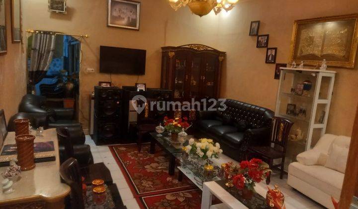 Rumah di Sekitar Jalan Daeng Tata, Jalan Malengkeri, Parang Tambung Makassar
, Makassar 10