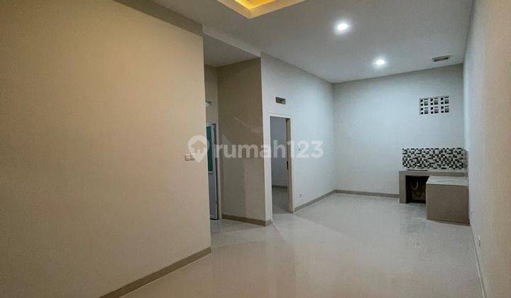 Rumah di Makassar Sekitar Jalan Perintis Kemerdekaan, Paccerakkang Daya, Biringkanaya
, Makassar 2