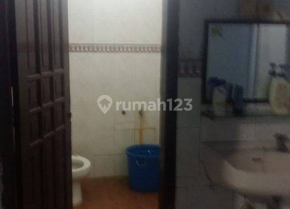 di Makassar Sekitar Jalan Perintis Kemerdekaan, Jalan Lanraki, Paccerakkang, Makassar 8