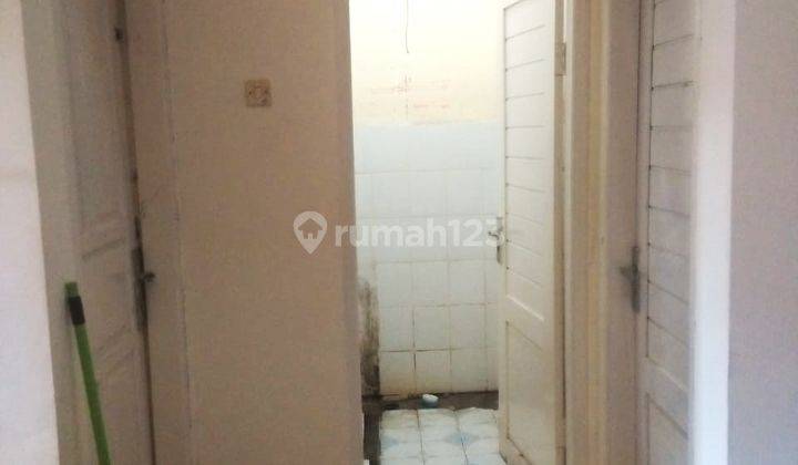 Rumah di Makassar Sekitar Jalan Abdullah Dg Sirua, Jalan Dr. Leimena, Jalan Urip Sumoharjo, Makassar 8