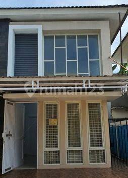 Rumah di Rumah Makassar Sekitar Jalan Metro Tanjung Bunga, Jalan Gunung Lompobattang
, Makassar 7