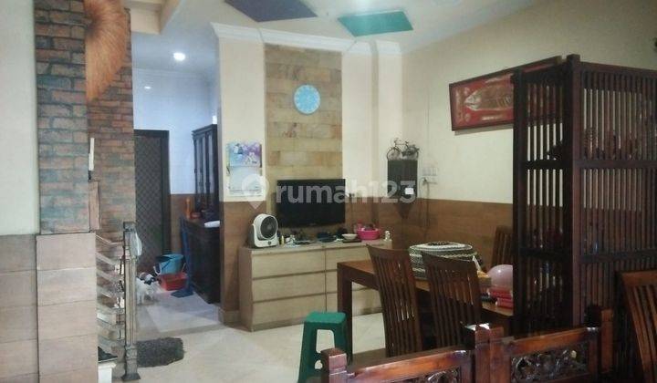 Rumah di Makassar Sekitar Jalan Masjid Raya, Jalan Sunu, Jalan Pontiku
, Makassar 13