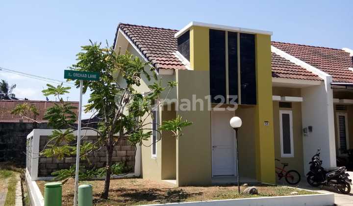 Rumah di Makassar Sekitar Jalan Metro Tanjung Bunga , Makassar 1