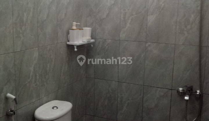 Rumah di Makassar Sekitar Jalan Barombong, Makassar