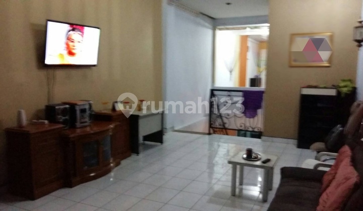 Rumah di Makassar Sekitar Jalan Urip Sumorharjo, Jalan Kalumpang, Jalan Sunu , Makassar 8