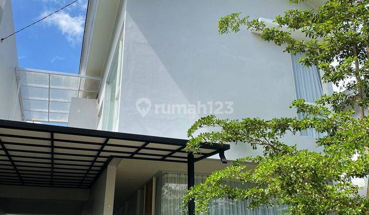 Rumah di Makassar Sekitar Jalan Antang Raya, Jalan Raya Baruga, Dr Leimena

, Makassar 1