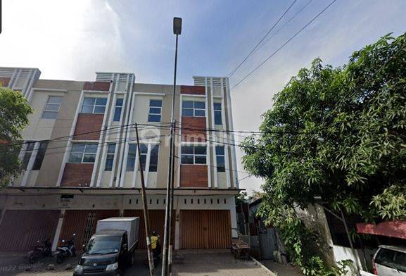 Ruko Lelang di Makassar Sekitar Jalan Sultan Alauddin Jalan Andi Tonro, Jalan Kumala, Makassar 1