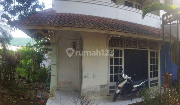Rumah di Makassar Sekitar Jalan Jendral Sudirman, Jalan Dr Ratulangi, Jalan H Bau, Makassar 12