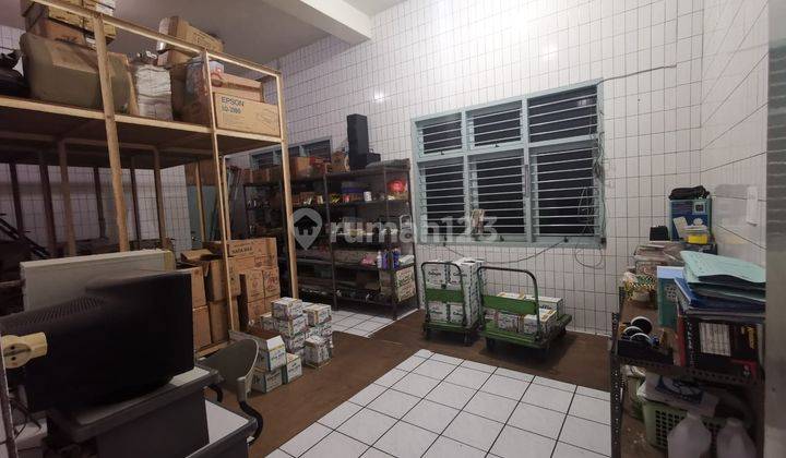Ruko di Makassar Kota Sekitar Jalan Bandang, Jalan Masjid Raya, Jalan Veteran, Makassar 1