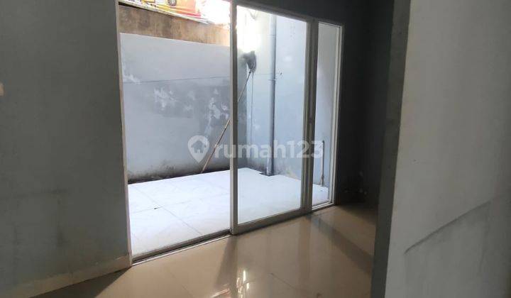 Rumah di Makassar Kota Sekitar Jalan Letjen Hertasning, Jalan Aroepala, Jalan Ap Pettarani, Makassar 2