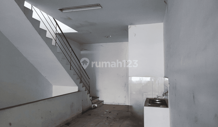 Ruko di Makassar Kota Sekitar Jalan Masjid Raya, Jalan Bulusaraung, Jalan Andalas, Makassar 1