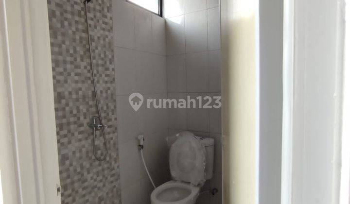 Rumah 2 Lantai di Jl tipar cimanggis SHM Baru 4