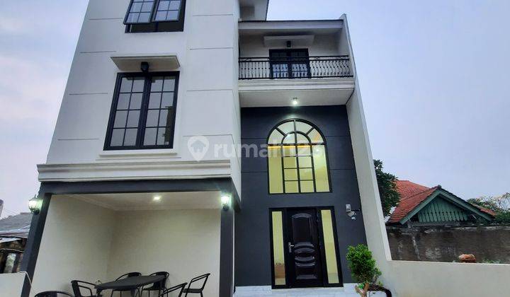 Rumah di Jl radar auri cimanggis Baru SHM 2 Lantai 1