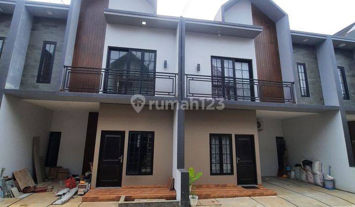 Rumah Siap huni 2 Lantai SHM di Jl cilayu cisalak 2