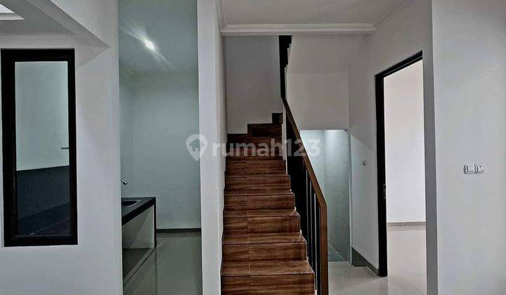 Rumah mewah 2 Lantai Gaya Bali modern Baru SHM 2