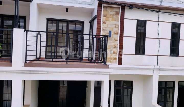 Rumah 2 Lantai Siap Huni Konsep Bali Akses Sangat Strategis