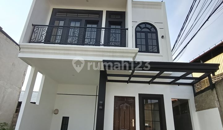 Rumah Milenial 2 Lantai Siap Huni Samping Mako Brimob